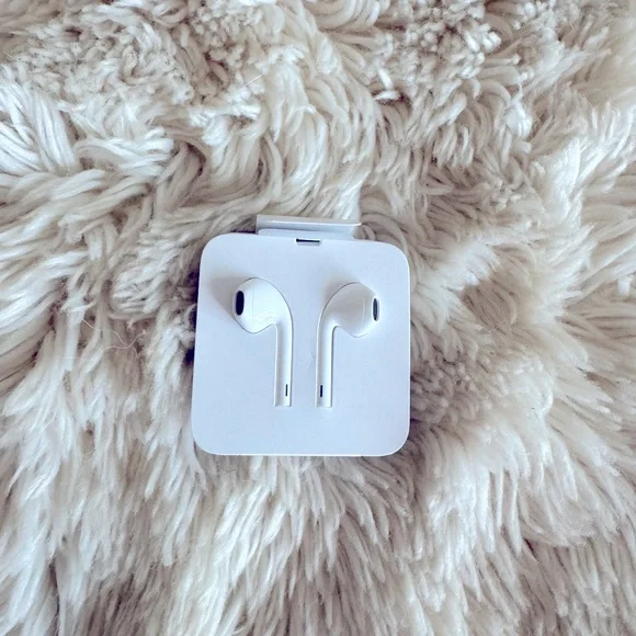 Apple Accessory Kit - Picture 4 of 4